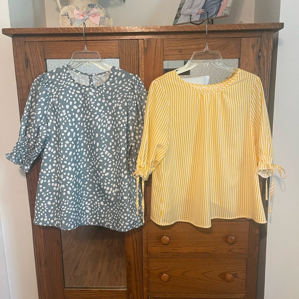 Woman’s M Green & Yellow Tops